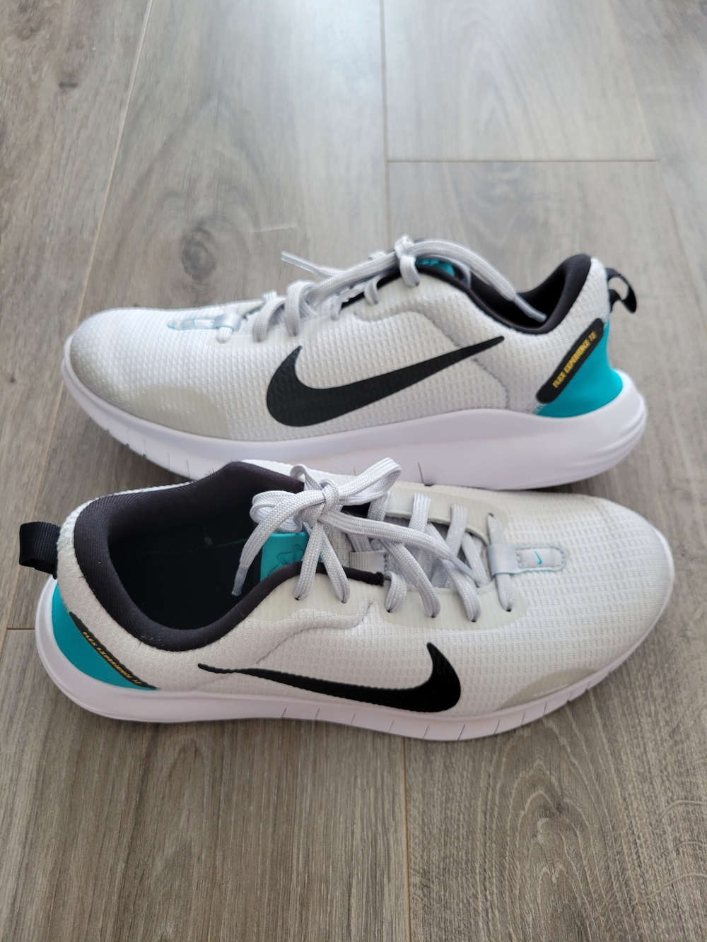 Nike Flex Experience Run 12 Sneakers Size 9.5